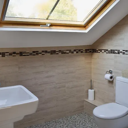 The Nest - 9 The Landings Filey